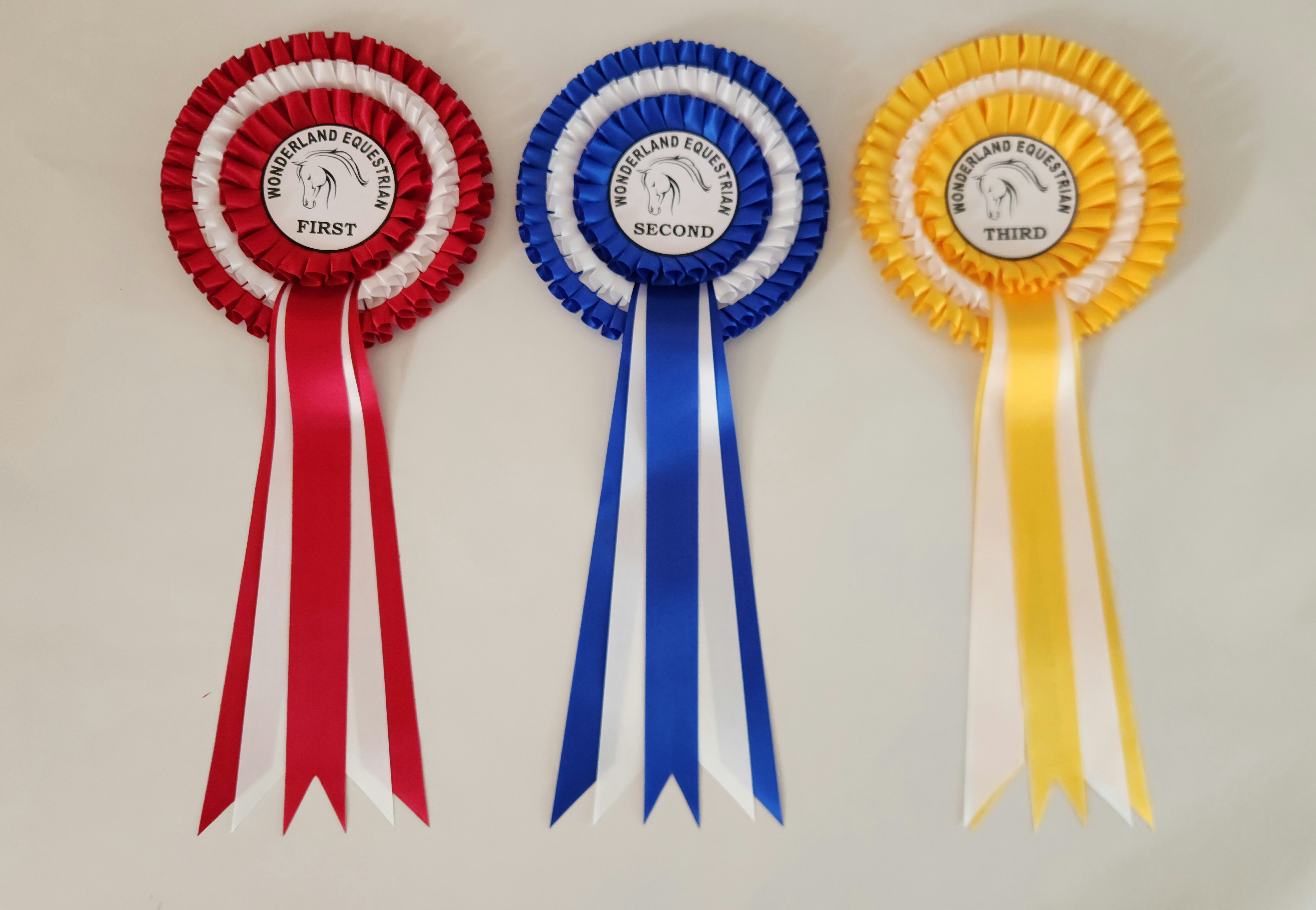 Triple Rosette - 3 colours, 5 tails